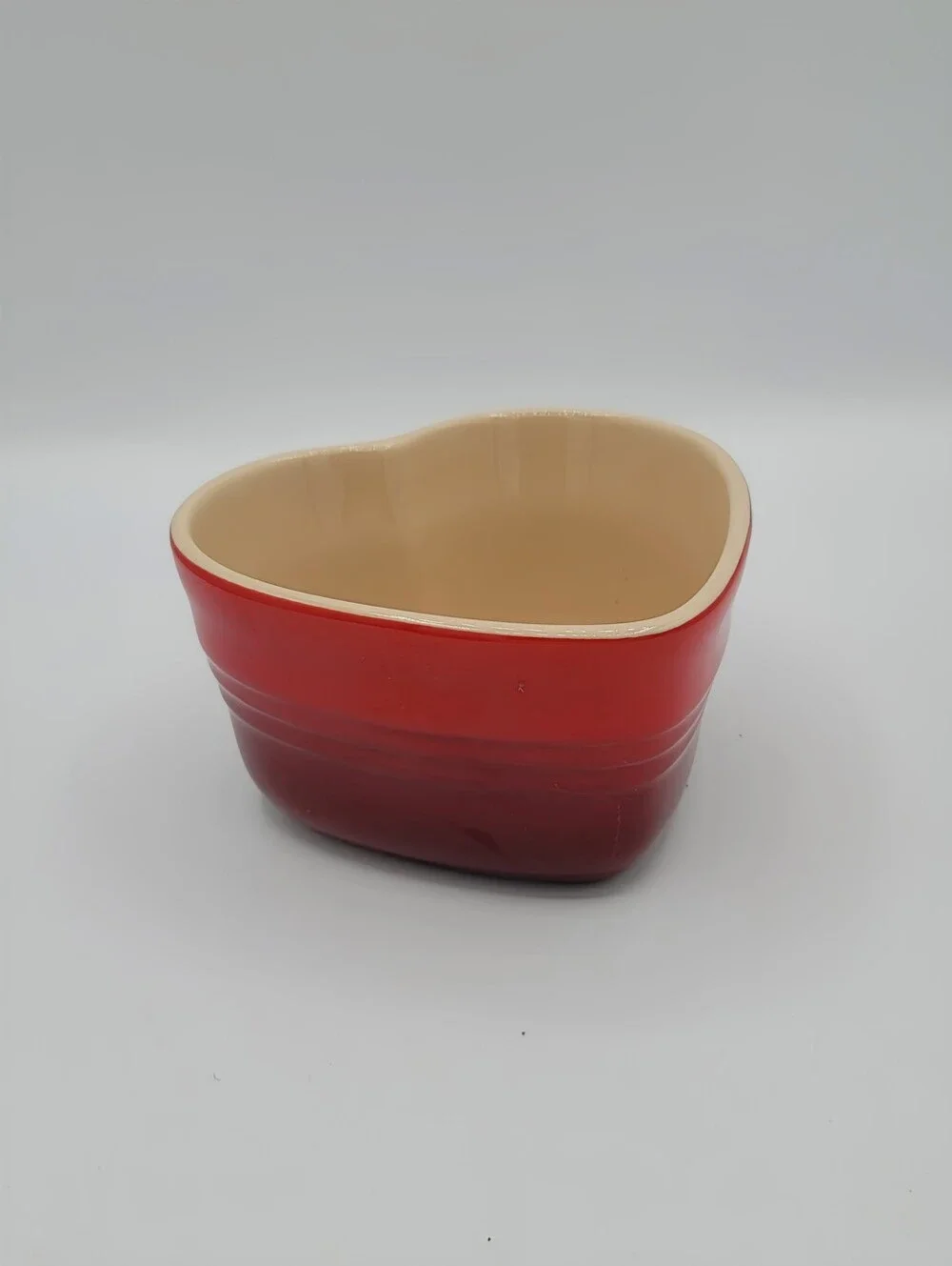 Le Creuset Cerise Heart Baker Stoneware Mini Red Cream Baking Dish Valentine 4.5